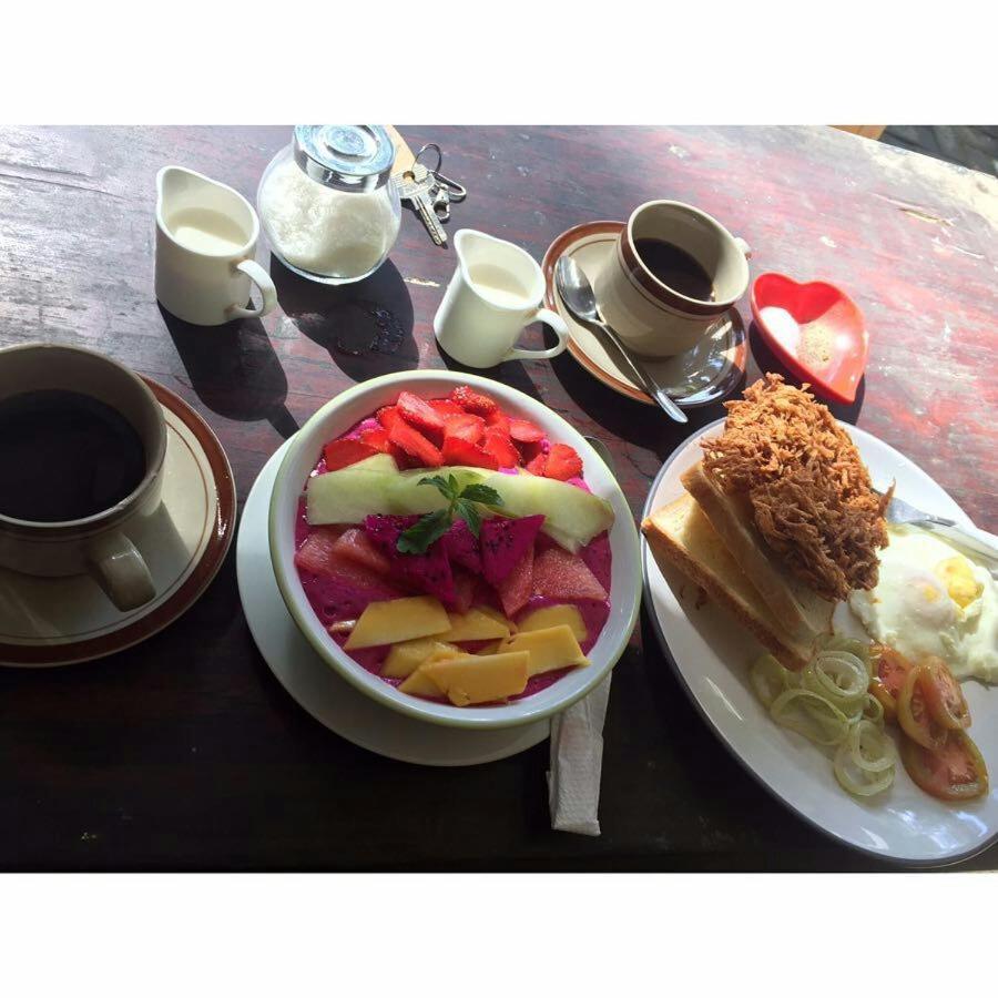 BK Homestay, Batukaras Luaran gambar